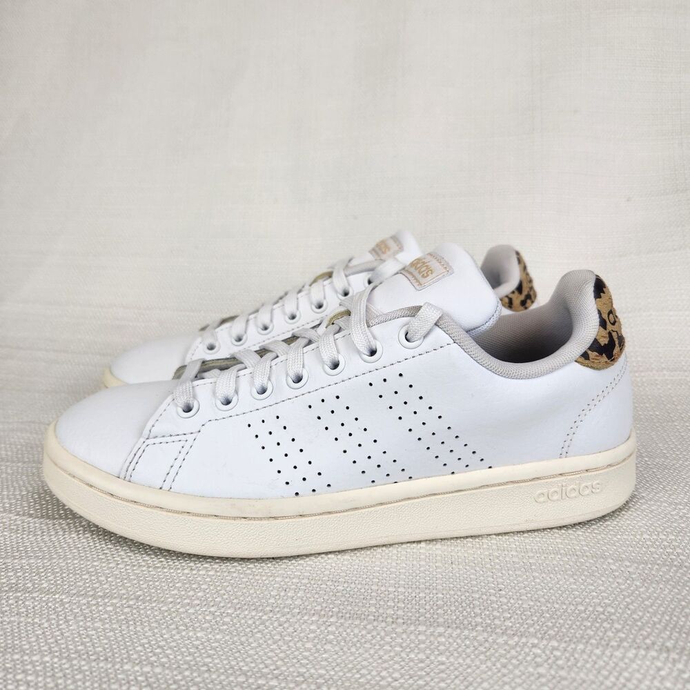 Adidas Advantage Sneakers Women's Size 6 Tennis Shoes White Leather Animal Print
